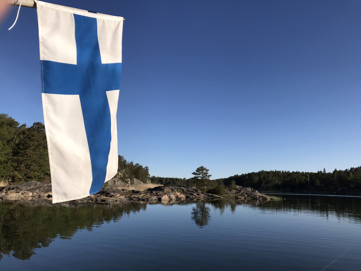 Paivi_Rosqvist's tweet photo. Hyvää Suomen luonnon päivää!
Trevlig finska naturens dag!
#SuomenLuonnonPäivä
#FinskaNaturensDag
#liputan #LiputanLuonnolle
#flaggar #FlaggarFörNaturen https://t.co/u9XsZZZ5iJ