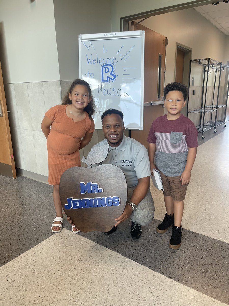 Mr. Jennings tweet media