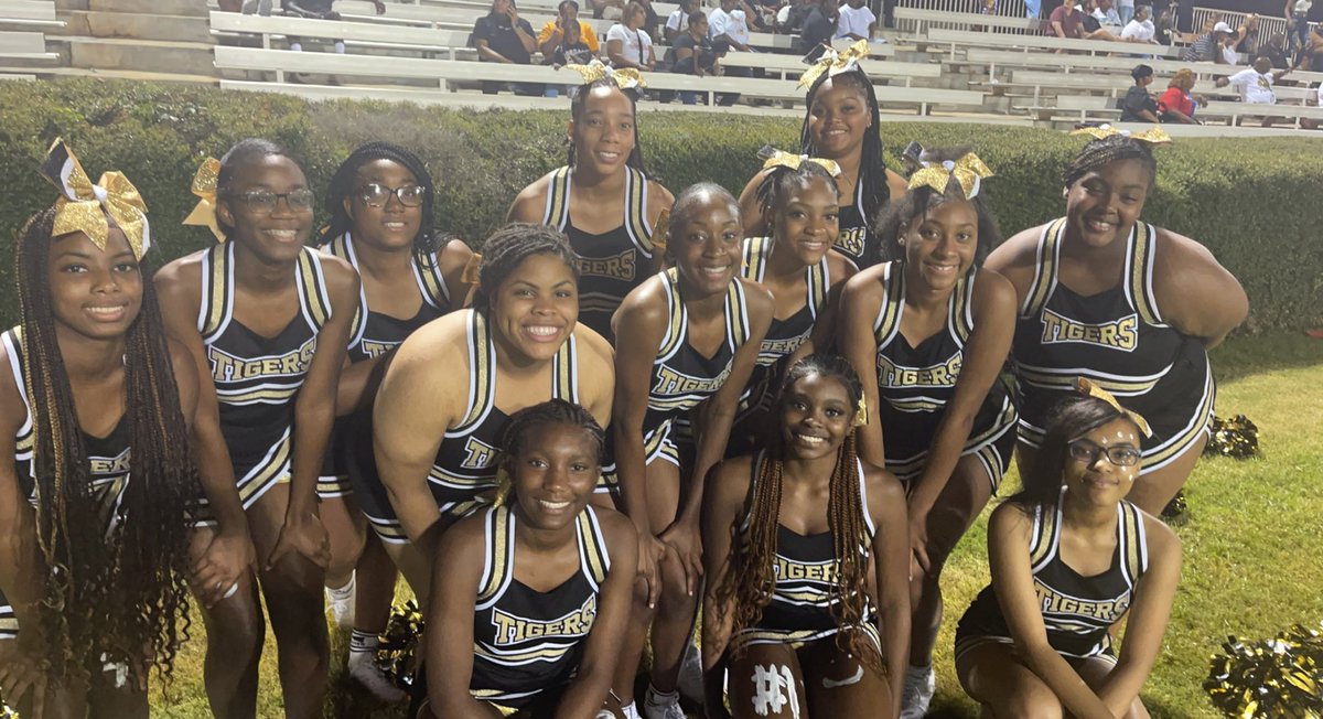 We Love Our Tigers!See y’all next week in Tiger stadium 🐅🐅🐅 #Exit130 #tigercheer #TigerPride