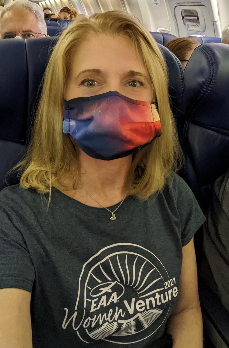 TonksTail's tweet photo. Guess who's going to see the #Artemis1 mission launch without us?  #firstworldcatproblems #nasabrat https://t.co/0BMIVEFpyq