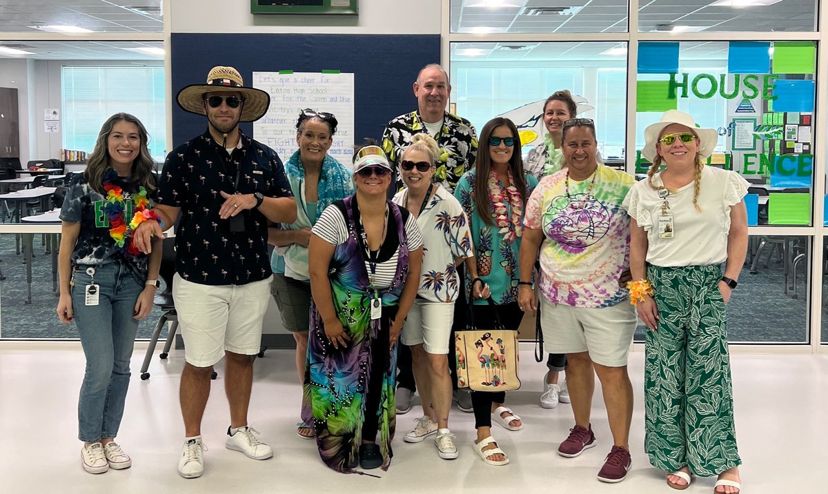 KoriLunceford's tweet photo. AC100 pod with 100% participation. #freshfocus #houseofexcellence #WeareVR #GoBirds @StucoEaton @EatonHighSchool @jjenn_higgins https://t.co/8hZV4VCIvt