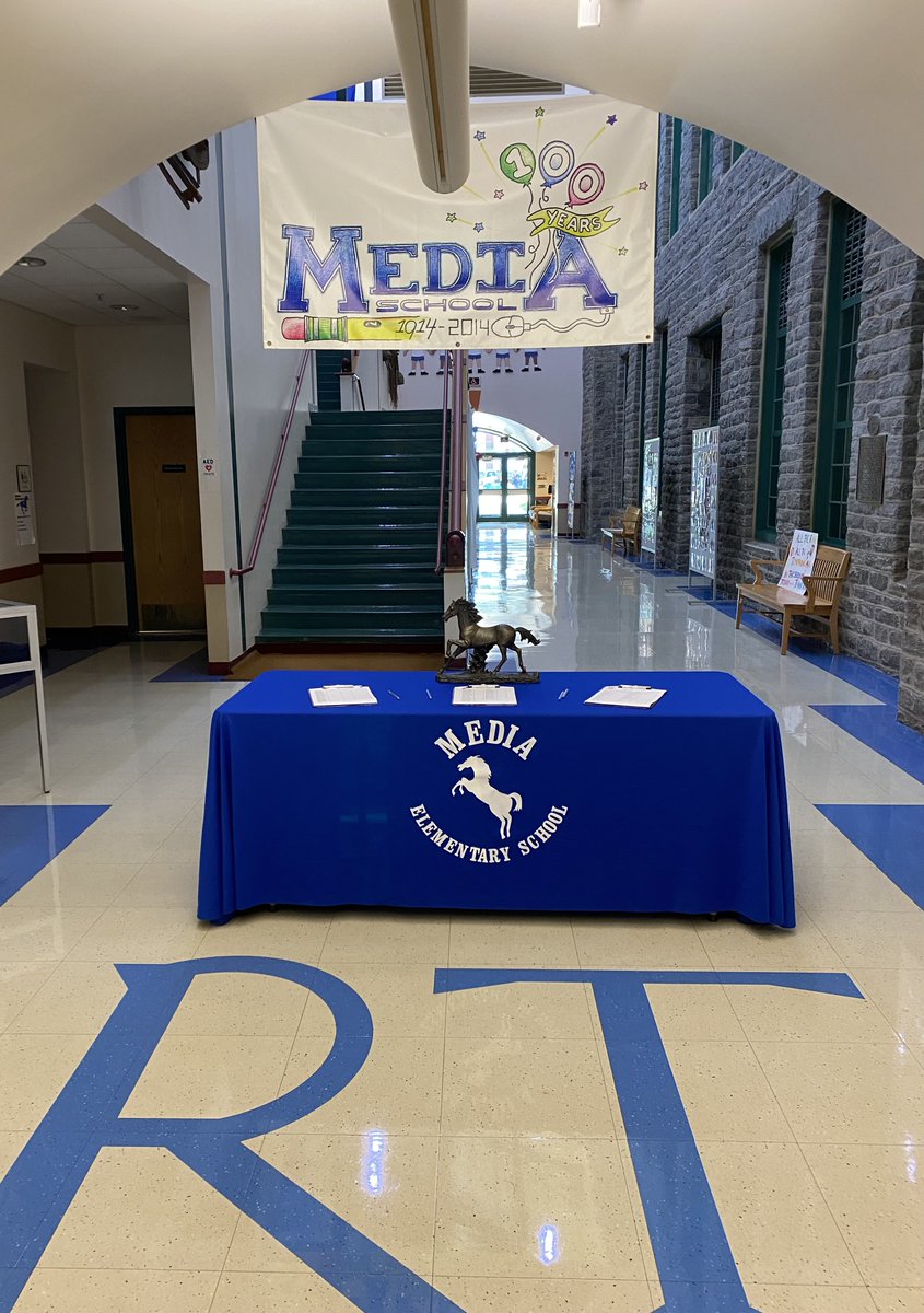 Media_ElSch's tweet image. Energy was back in the building as teachers returned for Eureka Math learning and getting classrooms ready to welcome students soon! @RoseTreeMedia