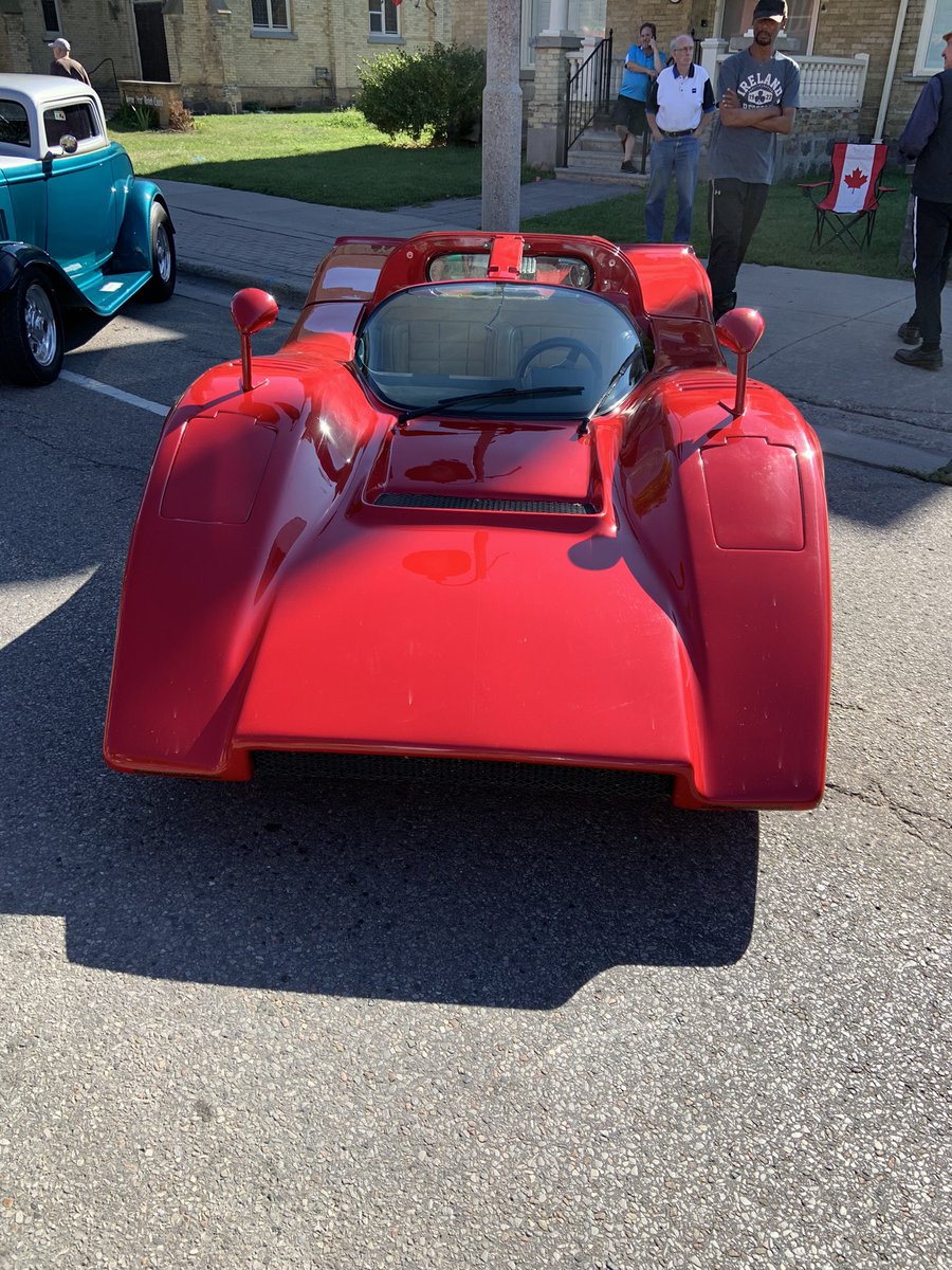 DanielaCourtice's tweet photo. We enjoyed seeing some pretty amazing cars tonight at #karsonking. So many amazing cars and a big thank you to the kind gentleman who let the boys sit in his car. #cars #Oshawa #kindness https://t.co/sD4GOhDyqT
