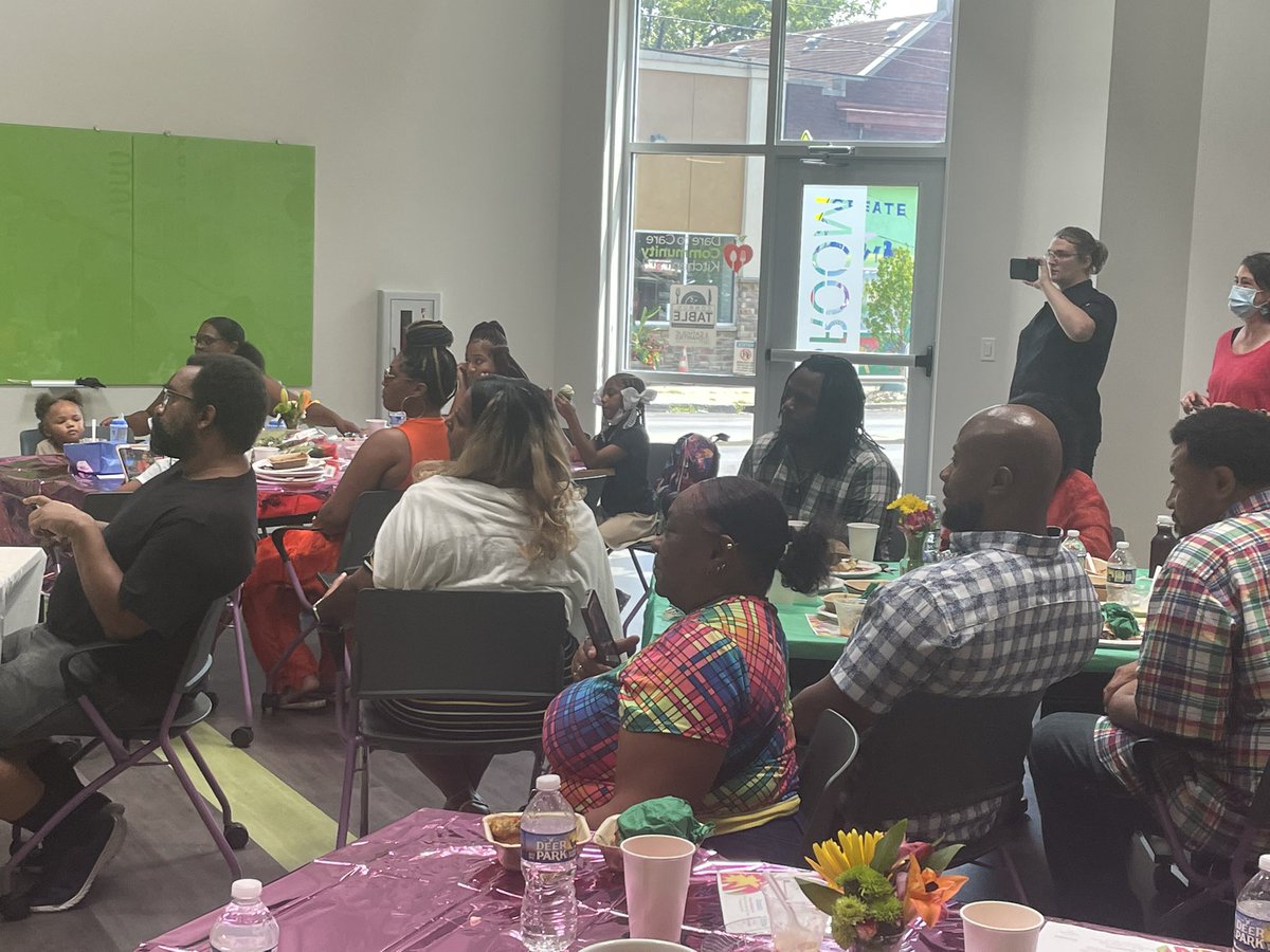 deborah_saffer's tweet photo. The turnout for #Graduation was a #Success. The #Support is #Encouraging ‼️ #CommonTable #CatholicCharities #CulinarySchool https://t.co/LlNSxwBoRq