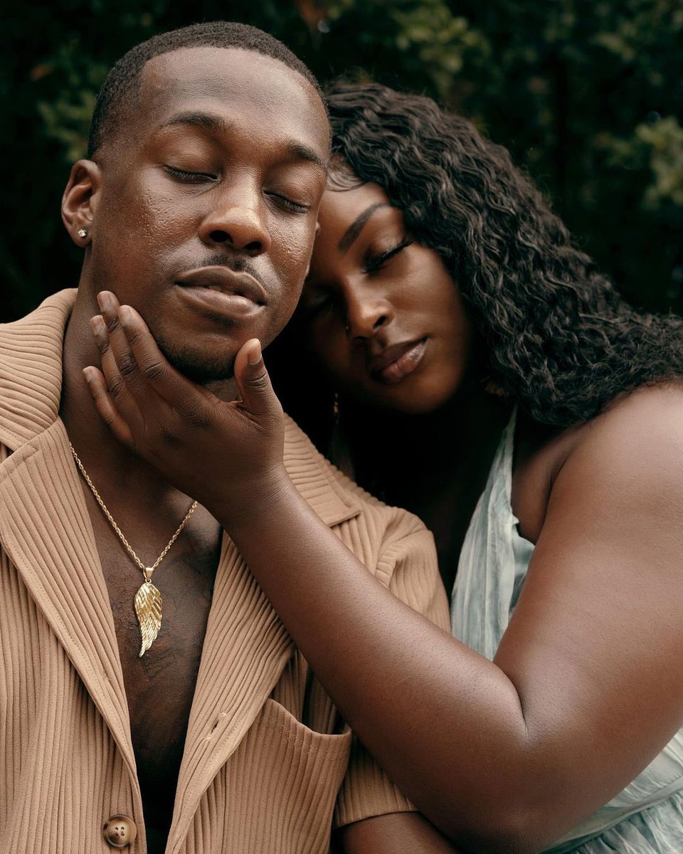 SAUEBLACKCREATE's tweet photo. “Black Love 🤎”

📷: @_kaci_marie https://t.co/DrgtRJJ4e7