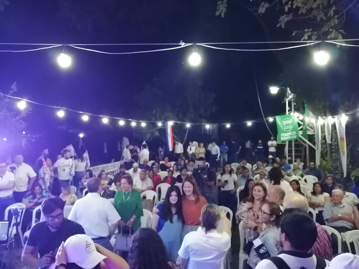 Con Guillermo <a href="/GuiFerreiroPy/">Guillermo Ferreiro Cristaldo</a> acompañando acto de lanzamiento, junto a nuestro candidato Departamental Daniel Paredes.  #AlianzaPorlaPatria 
#PresidenteHayes 
✅️Opción13 
#JosefinaSenadora