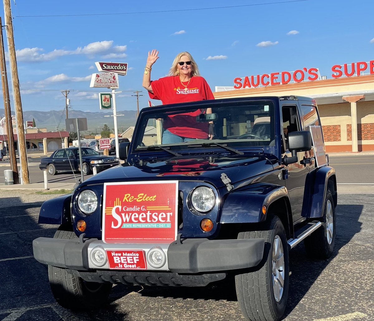 candie_sweetser's tweet photo. Had a fun time in the Hidalgo County Fair parade! The fair continues through the weekend in Lordsburg.
#loveafair #4H #FFA #fairfamily #dist32rocks #dist32ismymotivation #peopleoverpolitics #bringingsensetosantafe https://t.co/FWWhfhqWJ1