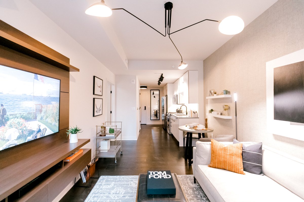 Urban Pace tweet media