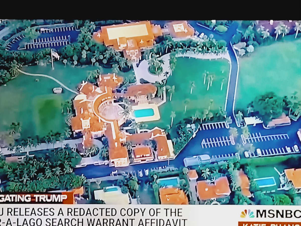 Why is there not one person enjoying their club membership at Mar a Lago on these aerial shots? #MarALagoRaid