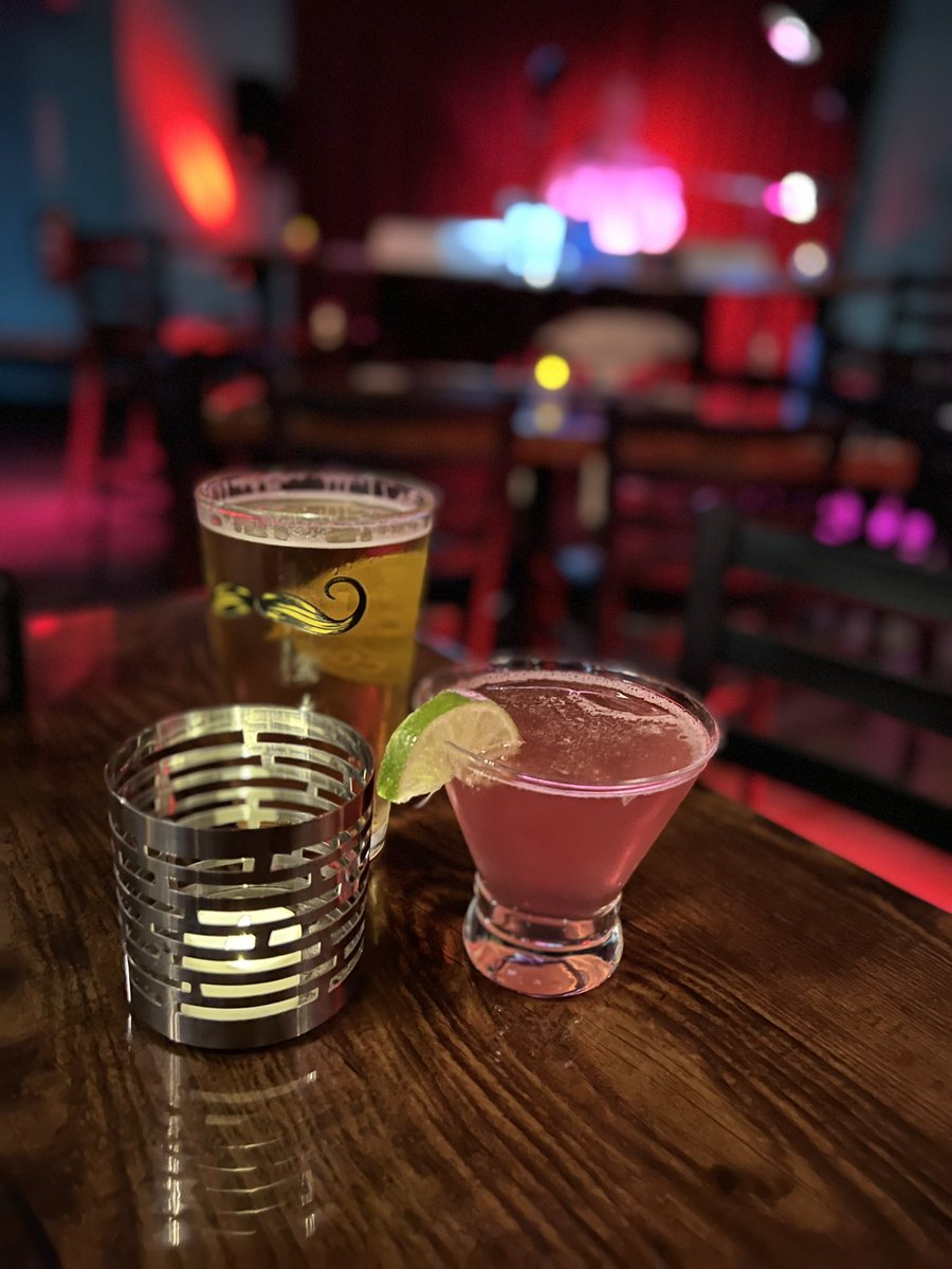 raydeebsings's tweet photo. Open mic 🎤 tonight with David Reeb on the piano! Join us ! #SingingDoctor #MedicineMusicTravel #theVoice https://t.co/MxZXdDDBmJ