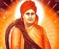 सत्यार्थप्रकाश  से 
विप्राणां ज्ञानतो ज्येष्ठं क्षत्रियाणां तु वीर्यतः | 
वैश्यानां धान्यधनतः शूद्रानमेव जन्मतः || (मनु - 2/155 )
ब्राह्मण को ज्ञान होने से, क्षत्रिय को बल पराक्रम होने से, वैश्य को धन धान्य अधिक होने से, और शूद्र को अधिक आयु होने से बड़ा / वृद्ध माना जाता है |