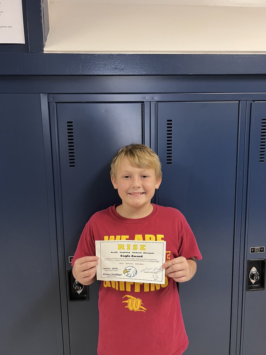 MrsWittman19's tweet photo. Lawrence was an exceptional leader all week! He is the first recipient of an Eagle’s Rise Award for our class! Keep up the great work Lawrence!! 💙🦅👏🏼 https://t.co/DiMdtPhmIT