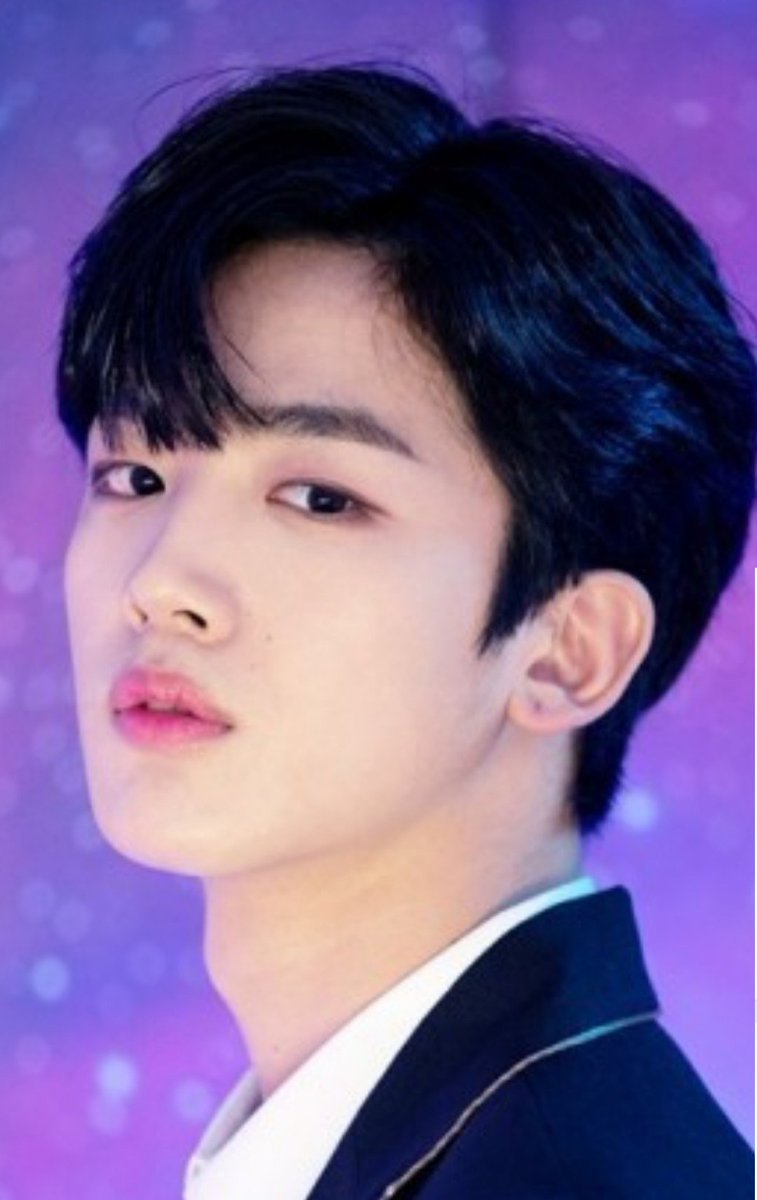1zuA4zpmcghJdmn's tweet photo. #김요한 #KIMYOHAN
#YOHAN #요한 #X1 #WEi
#위아이센터
2022.08.27.☂️
🎉.2019.08.27.🎂
우리센터 요한님
나의 캡틴🌼🤝🌼
언제나 함께 가요.사랑해 ❤
#김요한_만능올라운더
#SELFFISH
~💙~🌿👑💜☝️ https://t.co/Sx3VDheLMk