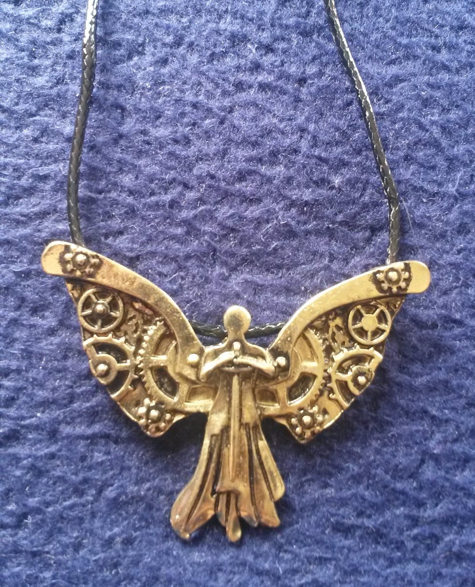 LimesPlace's tweet photo. 🤔Promo 💫💨   #Angelmecanico 🤩 
💰Precio de oferta desde   s/20 En Stock🙊
Pedidos y/o Consultas via inbox

.⁣
.
 #runa #cassandraclare #saga #cazadores #sombras #shadowhunters #collar ⁣ https://t.co/dXG0W5OBK1