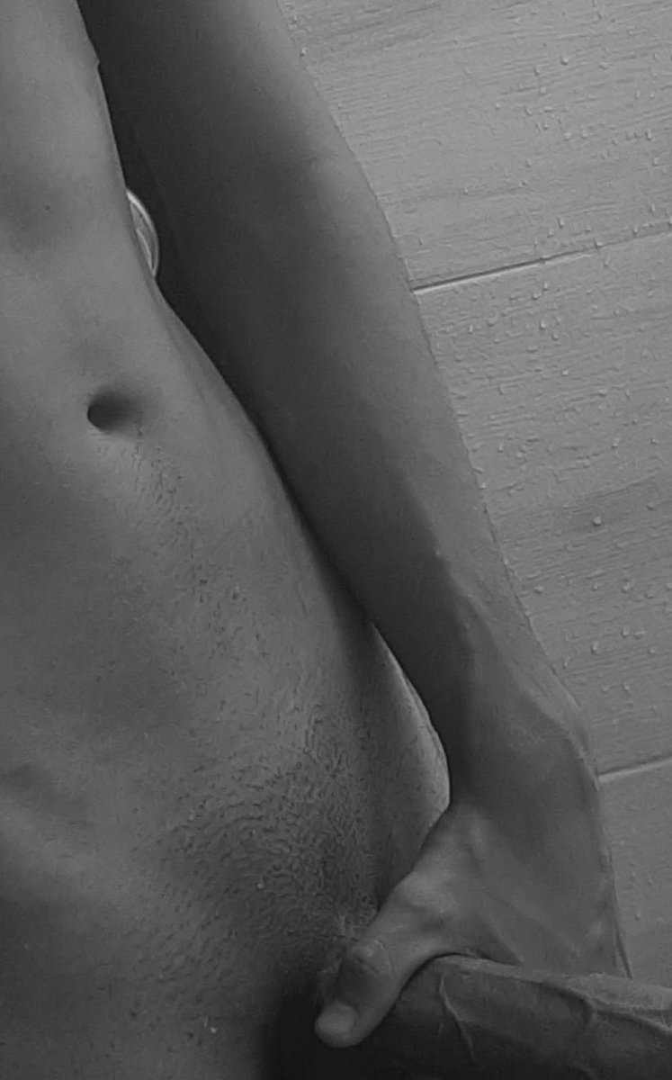 hadezzzzz_'s tweet photo. Cumpliendo 🔥
Rt para más contenido 🤤 https://t.co/6DjINnB3bX
