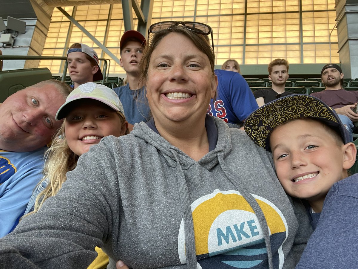 yellowkaryn's tweet photo. #ThisIsMyCrew @billelliottjr https://t.co/cZyhqwUQBR
