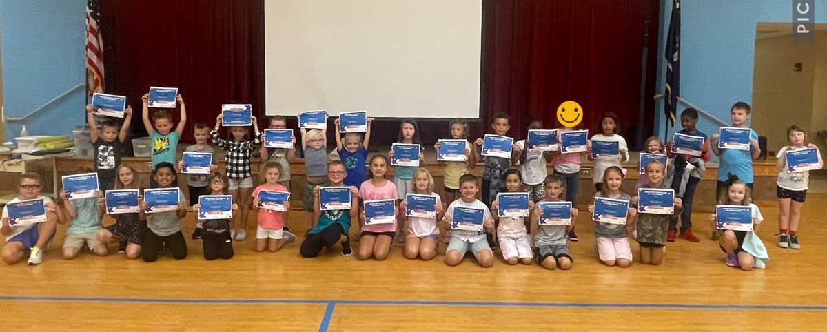 TraciSatterfie1's tweet photo. We had so much fun at our Summer Reading celebration today! Our school had over 80 READCamp Champions and MVPs, who read over 1,000 books over the summer! We’re so proud of our Sea Turtles! #hcslibrarymedia #livingourbestlife https://t.co/E0ftzNqNFH