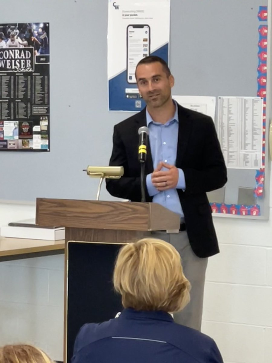 CWScoutsSoccer's tweet photo. Congratulations to CW Soccer Alum Tyler Witmer on being inducted into the CW Athletic Hall of Fame today.  Your CW Soccer family is proud of you!!  Go Scouts!
@CWScoutsSports @ConradWeiserHS https://t.co/F1eF0cR3Rj