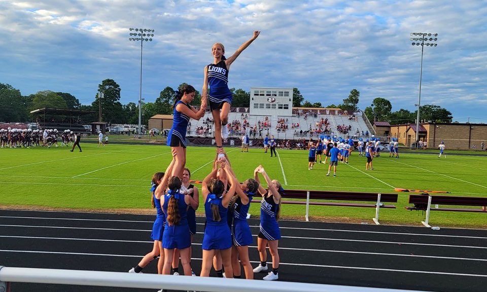 BMSLionPride's tweet photo. We had a great start to our football season. Congratulations to both our team on their wins over Prescott last night. Looking forward to a great season. #LionPride #footballforlife https://t.co/UbRYSuhruo