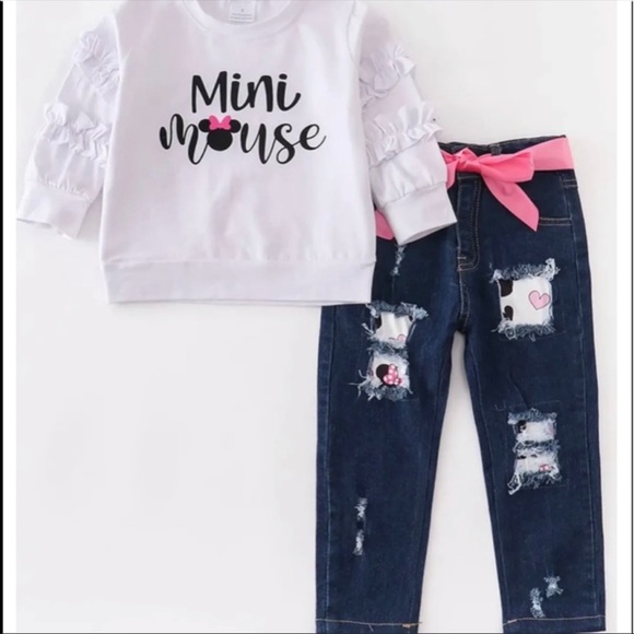 Madeleine_huntz's tweet photo. So good I had to share! Check out all the items I'm loving on @Poshmarkapp from @footdecors #poshmark #fashion #style #shopmycloset #adidas #truecraft #privatelabel: https://t.co/MGcxJeo5co https://t.co/IThJao7WK4