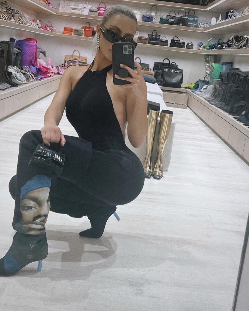Kim Kardashian tweet media