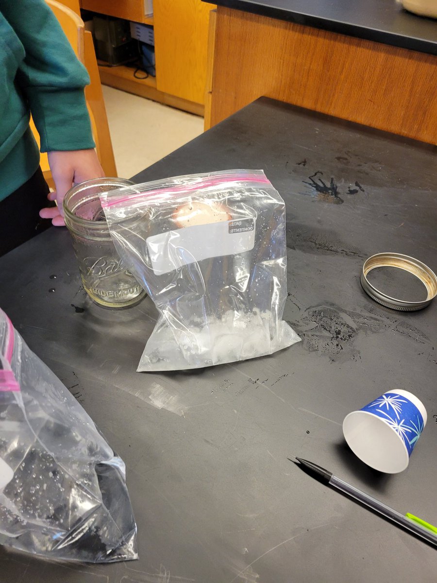 C3PhysicsO's tweet photo. Navigating thunderstorms as a phenomenon lead to investigation of clouds so for #phenomenafriday investigative phenomenon of clouds in a bottle #kssci https://t.co/gc68CWVAaW