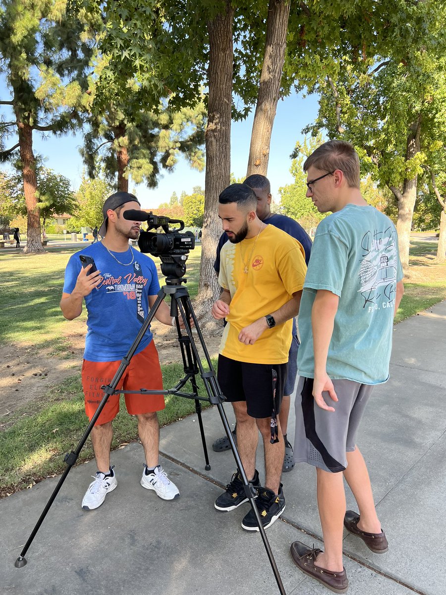 CruzTheCreatorr's tweet photo. MCJ 121 Video for News Students getting hands on with our Electronic News Gathering Cameras for the first time 📹 Can’t wait to see them progress this semester 🙌🏼 #wearemcj @FSMCJDept https://t.co/dqaAZRP3wE