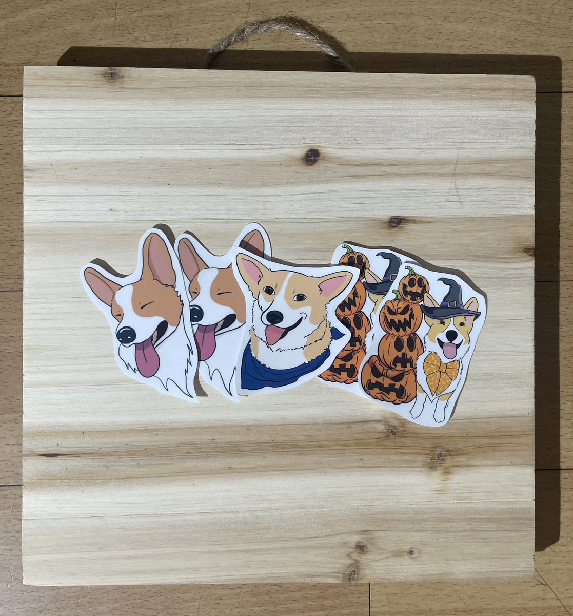 corgimanifested's tweet photo. New Stickers are available ➡️ https://t.co/udKBMYJfGY and we’re still raising money for training for the corgi pack to keep them together. Plz support if you can 😊🙏🏼 https://t.co/gzrVWAiKJw #corgicrew #ilovemydog #dogsoftwitter https://t.co/7hxBeCOLuS
