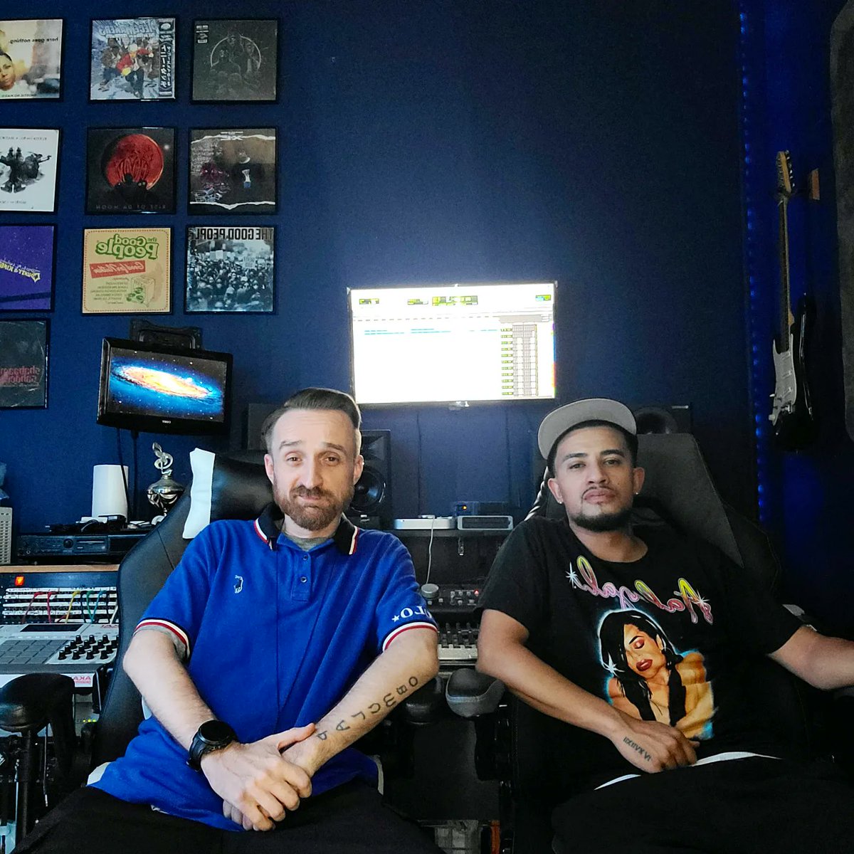 jakepalumbo's tweet image. Me &amp;amp; @WardsPrayer (1/3rd of the mighty @GothamHeights) just finished recording out collaborative album, 10 songs, 26 minutes, Ward's unfiltered bars over 10 slapping @jakepalumbo instrumentals. Guest appearances from me &amp;amp; @Mike_NOTES_ that's it. First single #CollectCall otw