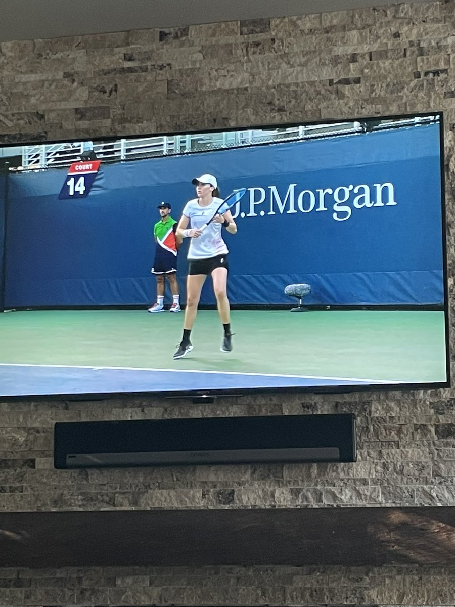 JustKimRiley's tweet photo. @Westlake_Nation @FerCongo just qualified for the @usopen main draw! #gochaps https://t.co/bAchIyYUOZ