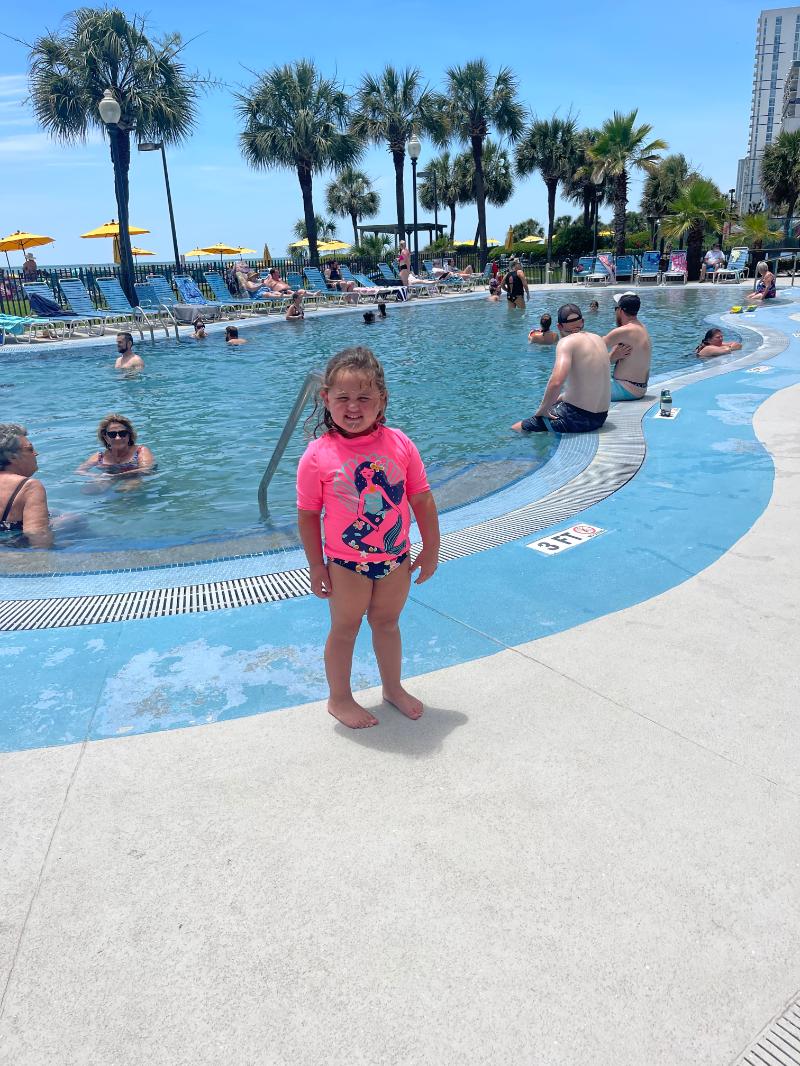 Daniellef27's tweet photo. I’m a finalist in Dayton House Resort’s Story Contest. Help me rally votes: https://t.co/FBu6uxTalb https://t.co/AvycYkcBxu