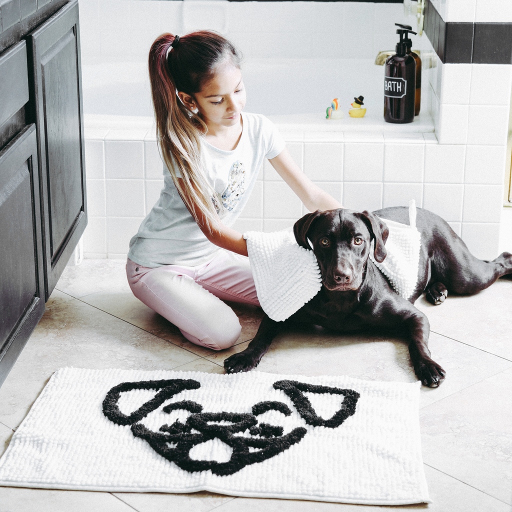 SobelatHome's tweet photo. ⁠🔥  FLASH SALE: NATIONAL DOG DAY
⁠
Celebrate Man's Best Friend with 50% off our MY BEST FRIEND bed and bath collection.

Take an additional 15% off our all new Clearance section with Code: DOG15 

Shop Now, the sale ends this Sunday.
⁠⁠
#dogday #nationaldogdaysale #flashsale https://t.co/RzVr4xjxZb
