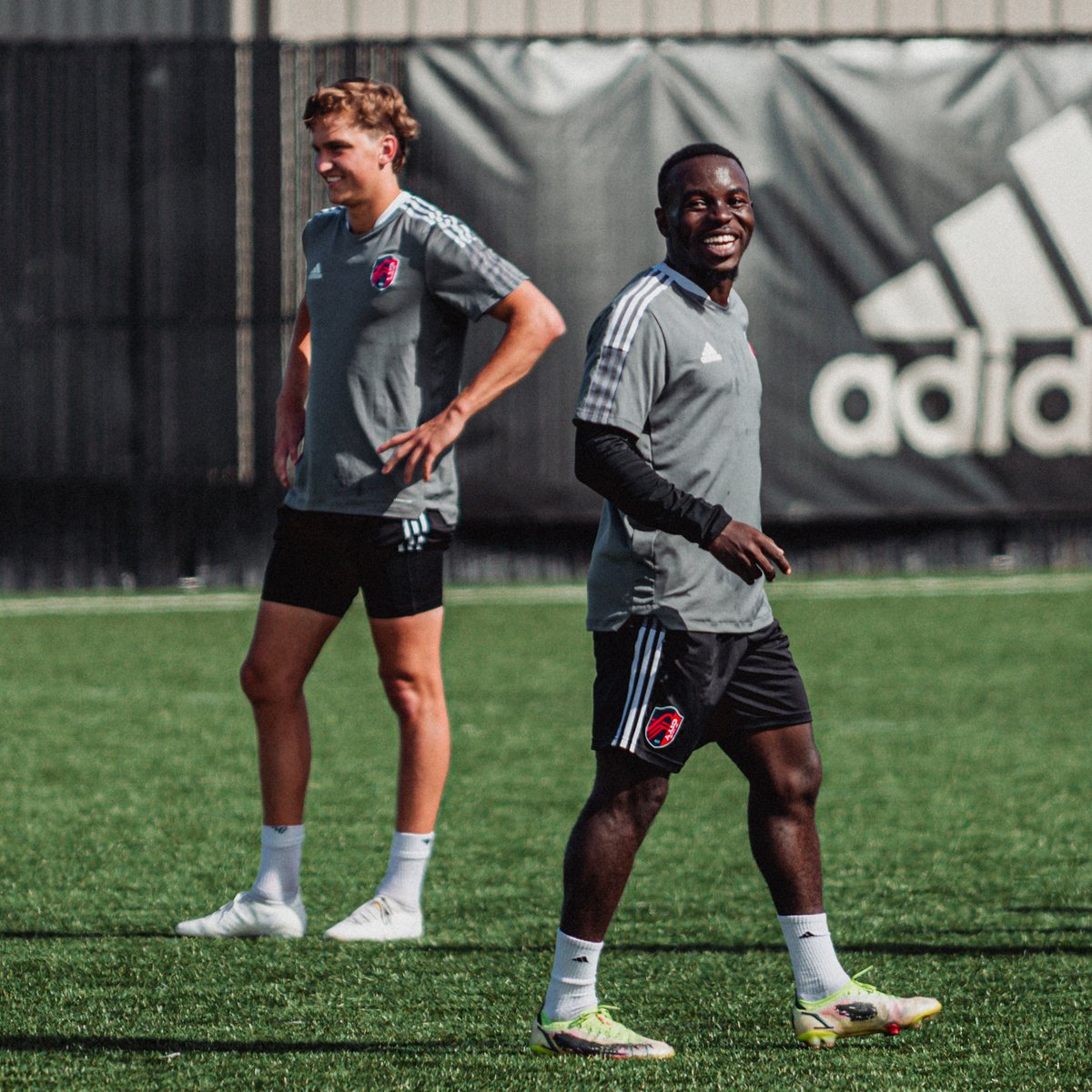 stlCITYsc's tweet photo. All smiles ahead of matchday 😄

See you soon, @TimbersFC2 https://t.co/mkbIYMEsgP