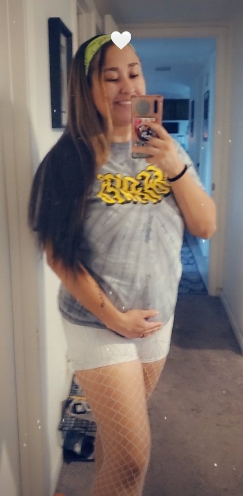 AanahiAbril's tweet photo. Did I get ready early yes! Am I fucking excited hell yes see you tonight Hermosa ππ #babysfirstrave @JessicaAudifred https://t.co/4qBTjaRNTN