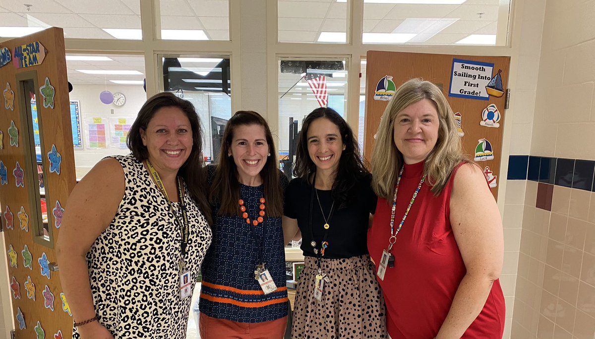 MrsAndersonLCPS's tweet photo. Year 14 with the best team! ❤️🐆 #spottedatLOW @LowesIslandElem @Miss_Hotz https://t.co/Q0Fl42zcV7