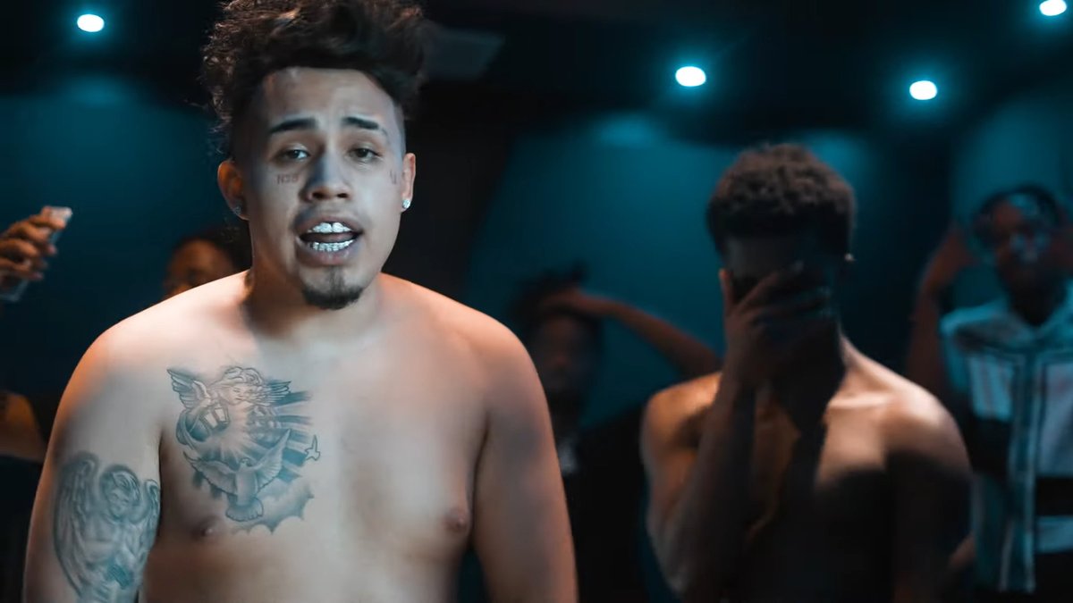 RazoTha1st &amp; Lil Crank Link For "DND" Visual

[<a href="/RazoTha1st/">RazoTha1$t</a> + @LilCrankMucho]

preciseearz.com/razotha1st-lil…