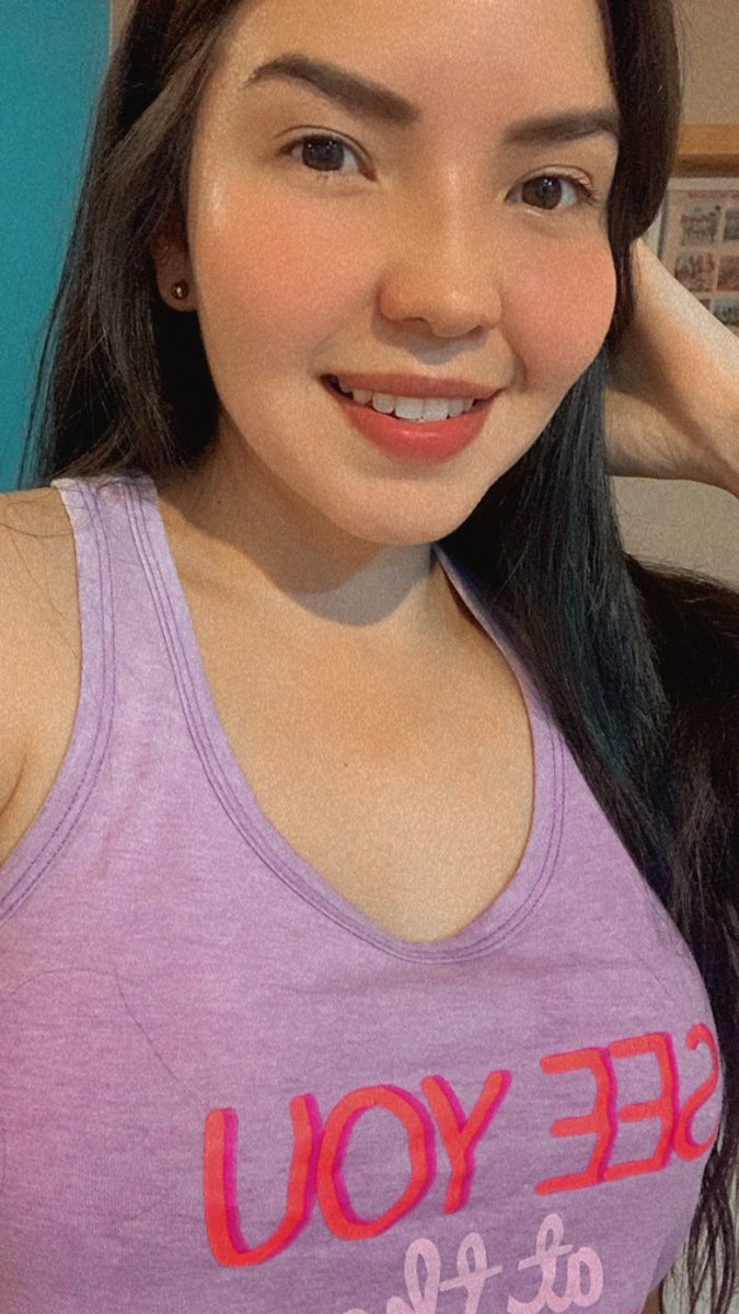 Todo es cuestión de actitud 💜
Es la primera vez que me da COVID y es la primera vez que me enfermo viviendo sola lo que hace la ocasión más especial 🌟 Nada más rico que disfrutar de nuestra propia compañía🥰