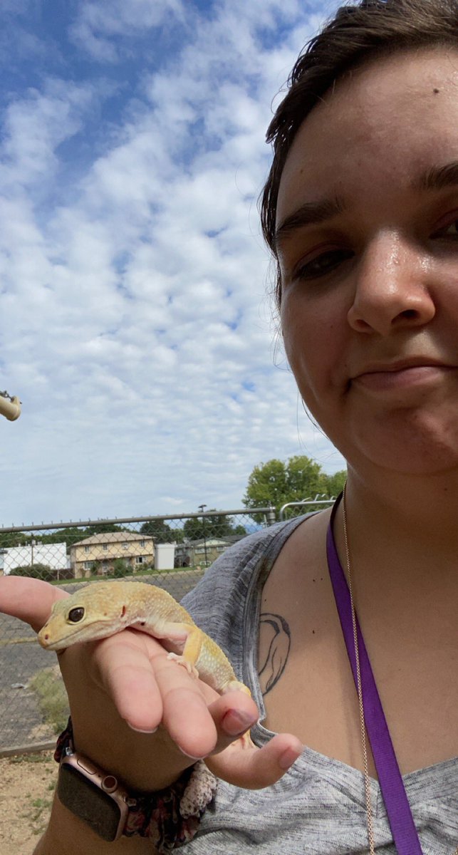 barbichanimals's tweet photo. Not even two hours into the day he pooped on me. I just wanted to educate my kids on reptiles 🫠 https://t.co/PE8DVIXtzO