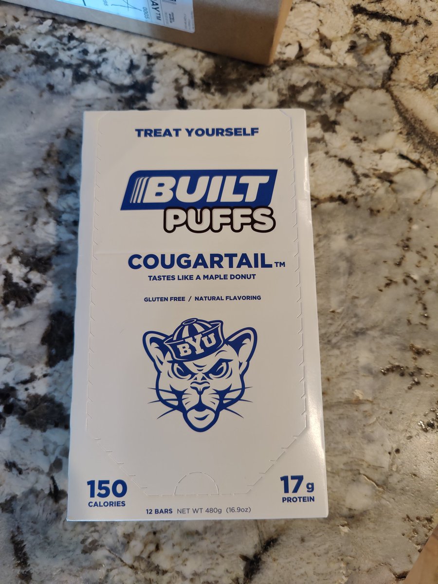 ambernn_'s tweet photo. Let's go Cougs! 🤙#built4life #byucougars #cougartail https://t.co/O5Bk0yhOao