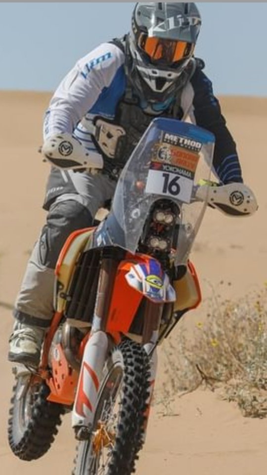 NewsMA2020's tweet photo. NOTICIAS BREVES #DAKAR2023 

Lauwrence Ace Nilson recibió la aprobación de la #Aso y estará en enero disputando el #DAKAR2023 junto a su equipo  Duust Rally Team https://t.co/Wv0JFvnnQL