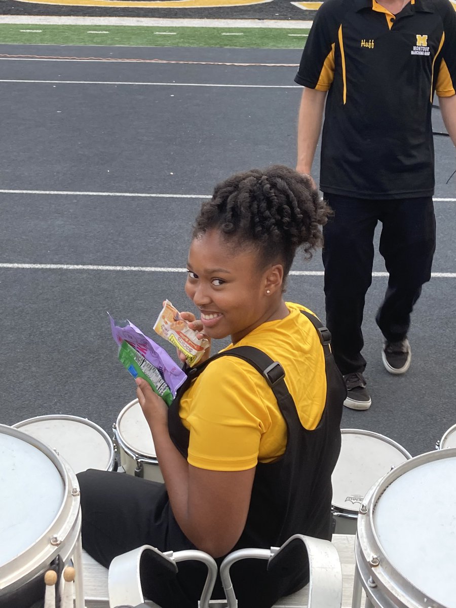 spartandline's tweet photo. Camille’s snacks of the week: kettle corn, almonds, a peanut butter bar, and chocolate twizzlers

Come back next Friday for more snack recommendations https://t.co/4vXjDaRr7M