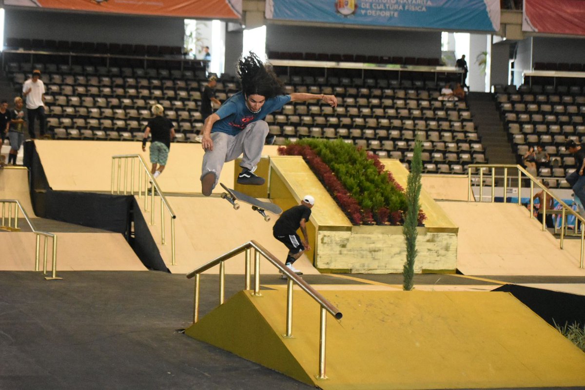 TitanTaurino's tweet photo. Prácticas generales previo al inicio del Campeonato Nacional de SkateBoarding 🛹 2022 Street @IncufidNAY @incufidNayarit
#deportesurbanos #sakte #titansportsmx #skateboarding https://t.co/U0QVGktZ0V