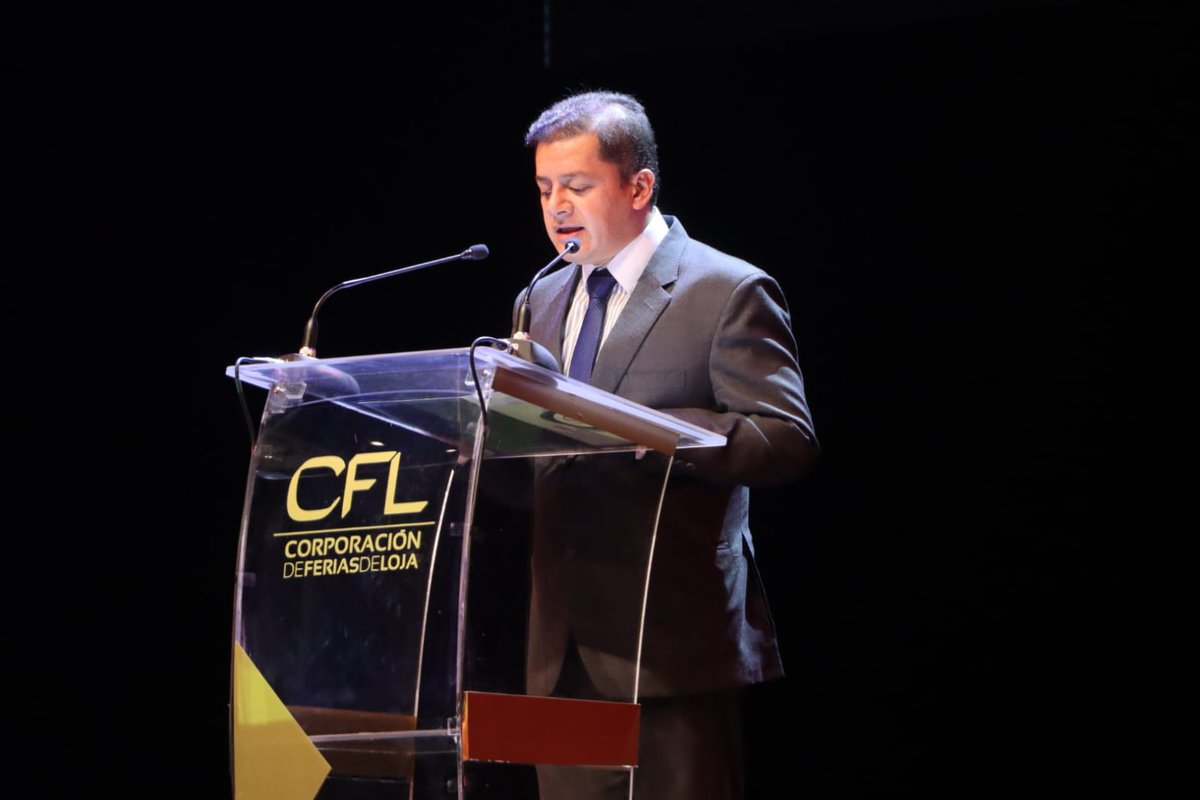 LaFeriaDeLoja's tweet photo. Hernán Encalada, alcalde del cantón invitado a la edición #193FeriaDeLoja 🎡, #Puyango, manifiesta la importancia de este evento para la integración fronteriza y provincial para el desarrollo económico y comercial. https://t.co/dl6AoK9CLy