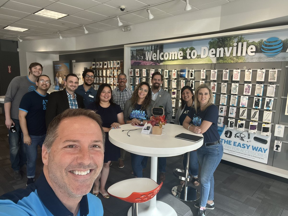 The TWE king of demos!! Great time with Ben and TWE team! @kmkhissim @judy_cavalieri @angels_candie @mrodriguez_bk @Life_at_TWE @OneNYNJ