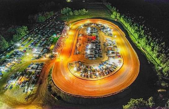 #RACEDAY <a href="/LakeViewDirt/">Lake View Motor Speedway</a>