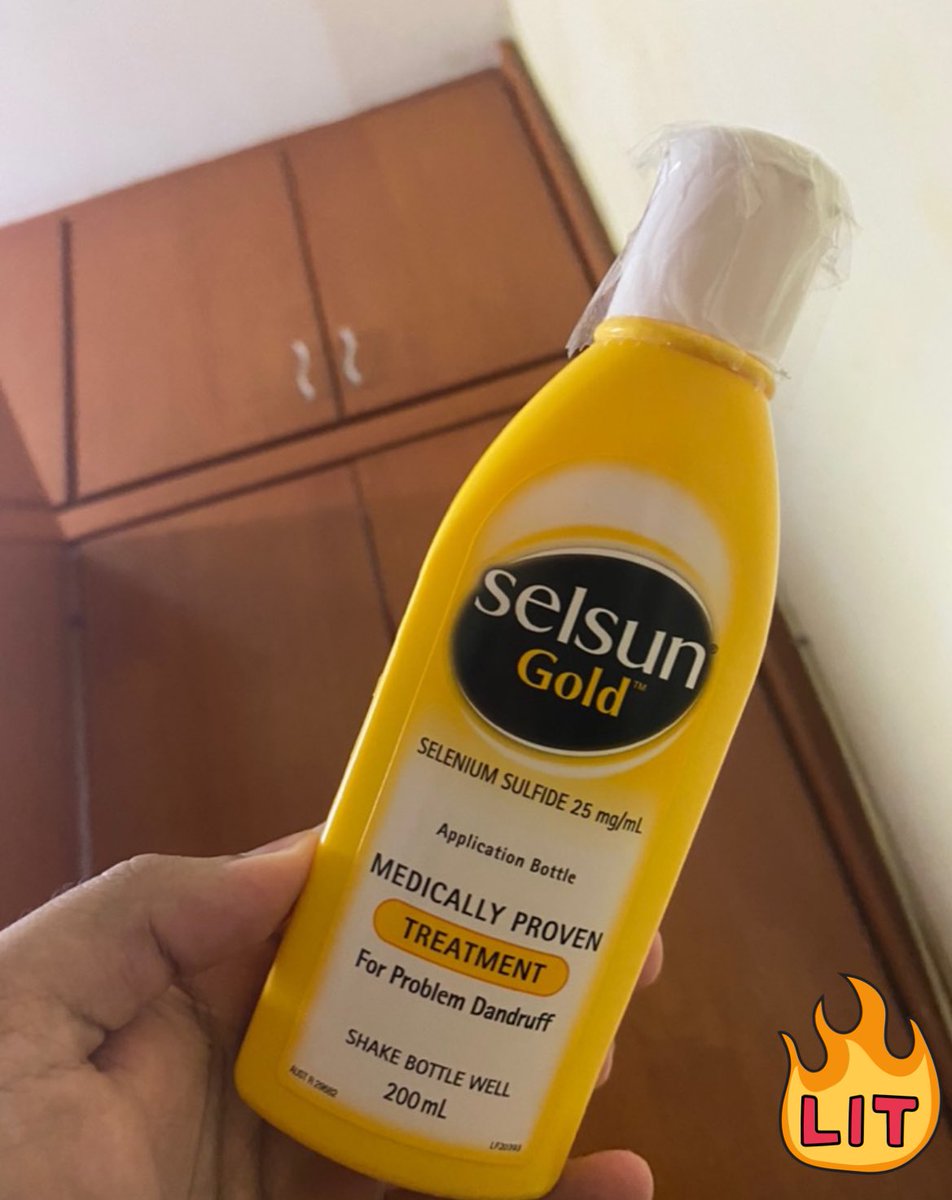 officialfans95's tweet photo. Finally jumpa juga shampoo untuk masalah berkuping &amp; gatal! Masalah kuping ni juga punca rambut jadi berbau.. 🤢 Biarkan 3 min untuk serap dekat kepala &amp; on the spot hilang gatal kat kepala! Sec purchase ni rambut pun dah kurang gugur❤️
.
beli sini: https://t.co/ryGeTvqgRd https://t.co/QsfqT1ScrZ