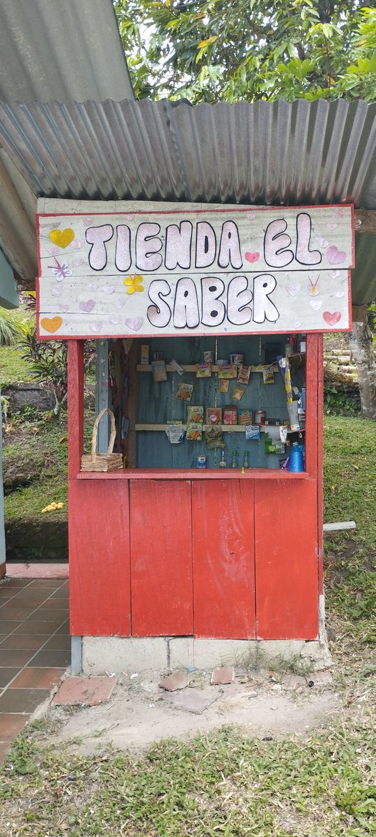 SPBREYES's tweet photo. Que tal está tienda del saber !!! Una experiencia muy significativa en el trabajo de Matemáticas.
@Daz4Grace @JennyCarito 
@PTA_Colombia https://t.co/1qavvtQTAl