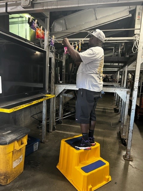 Safety committee member Don showing off how to properly use a load stand for a treat! Keep working safely Don, and keep promoting load stands! #weareUPS #teamUPS