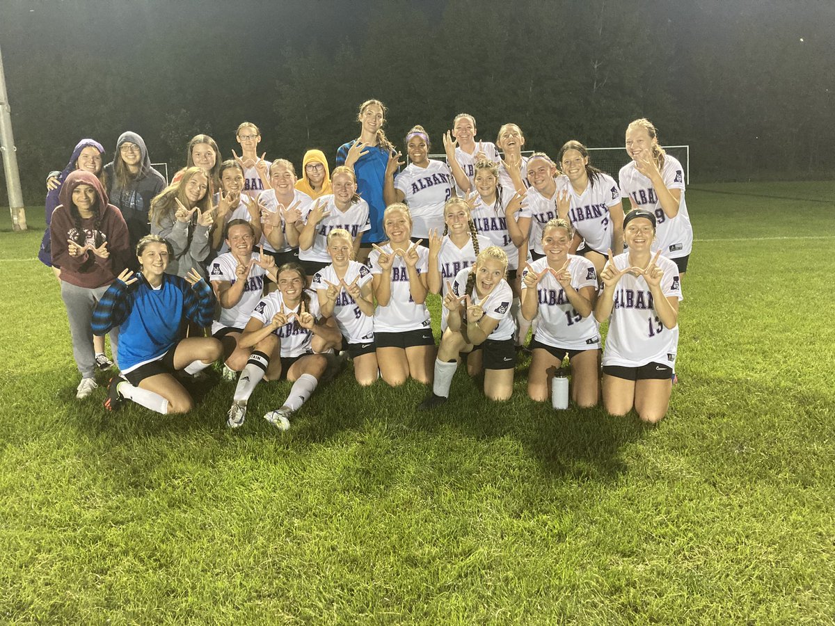 albany_soccer's tweet photo. Huskies WIN 3-2!! With two goals coming from Savanna and one goal from Callie! Hard work pays off! #GoHuskies ⚽️⚽️⚽️ https://t.co/ZdaHddx696