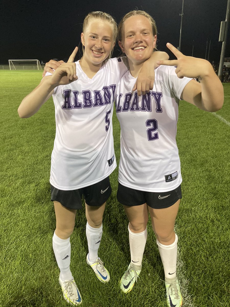 albany_soccer's tweet photo. Huskies WIN 3-2!! With two goals coming from Savanna and one goal from Callie! Hard work pays off! #GoHuskies ⚽️⚽️⚽️ https://t.co/ZdaHddx696